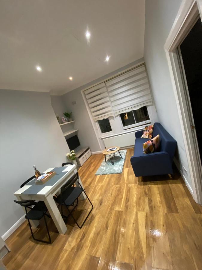 Stunning 2 Bed Flat In Ladbroke Grove Leilighet London Eksteriør bilde